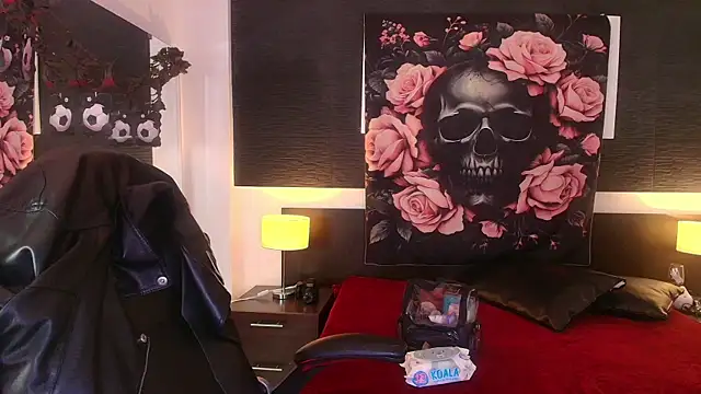 EvaaFoxxy1 online show from 07/15/26, 11:59