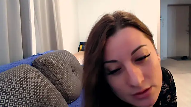 Helen Adams  online show from 06/11/26, 05:16