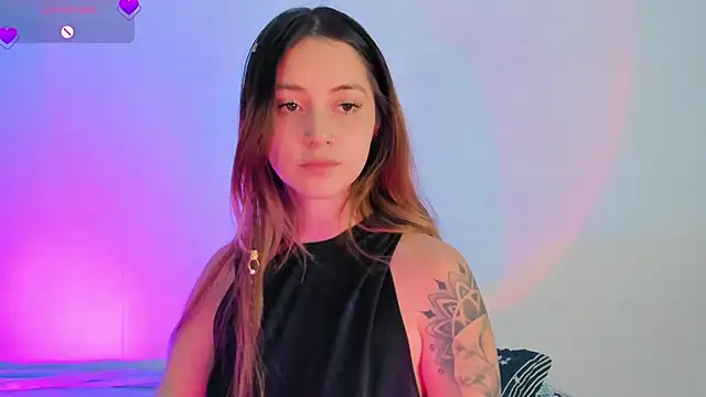 annie mora online show from 11/26/25, 02:56