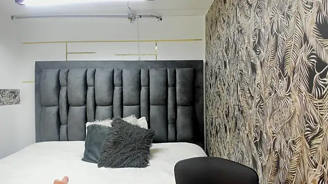 Anhell7 x online show from 11/12/25, 07:35