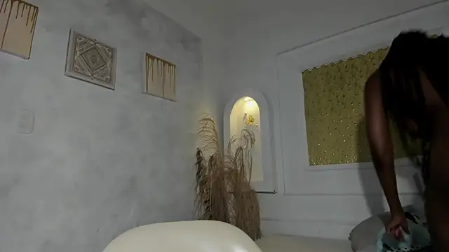 Tahira 21  online show from 10/09/25, 06:50