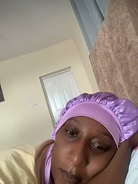 CarlaBeckky online show from 06/14/26, 06:37