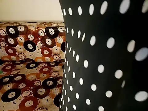 shuhana  online show from 10/11/25, 03:28