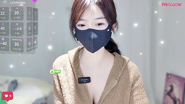 Duduludululu online show from 10/18/25, 05:10