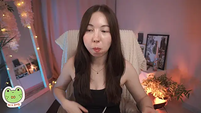 Sarah Son online show from 03/18/25, 08:36