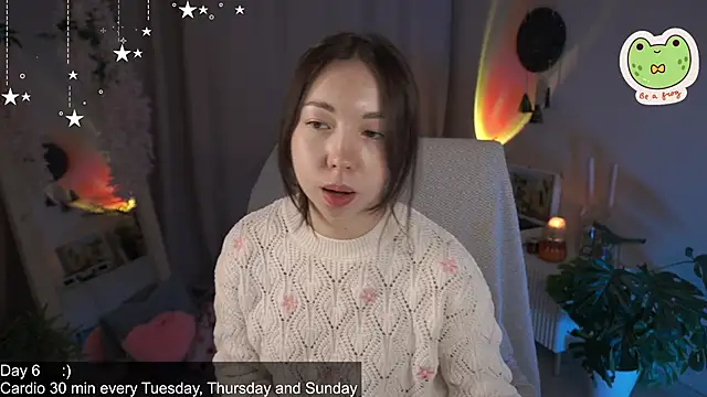 Snapshot of Sarah_Son chatting on 09/25/25, 05:33 Sarah Son online show from 09/25/25, 05:33