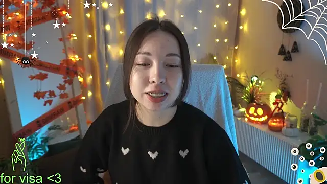 Snapshot of Sarah_Son chatting on 10/26/25, 05:24 Sarah Son online show from 10/26/25, 05:24