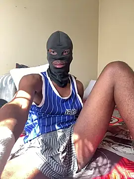 Gifttheskimaskboy online show from 08/05/26, 10:29