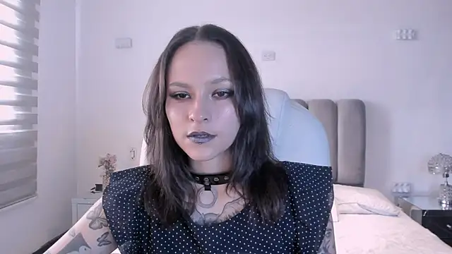 Snapshot of AnnyThompson_ chatting on 02/18/26, 09:55 AnnyThompson online show from 02/18/26, 09:55