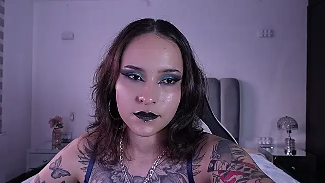 Snapshot of AnnyThompson_ chatting on 03/06/26, 09:44 AnnyThompson online show from 03/06/26, 09:44