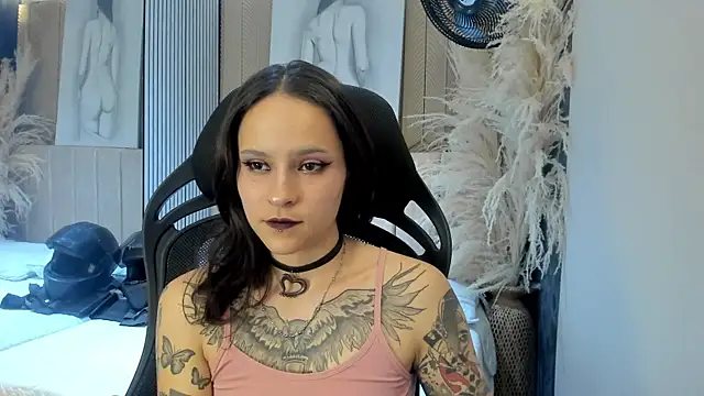 Snapshot of AnnyThompson_ chatting on 03/31/26, 10:10 AnnyThompson online show from 03/31/26, 10:10