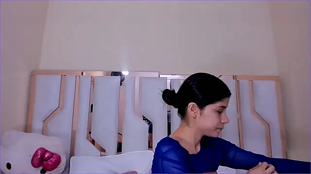 TifanyChill online show from 09/16/25, 08:10