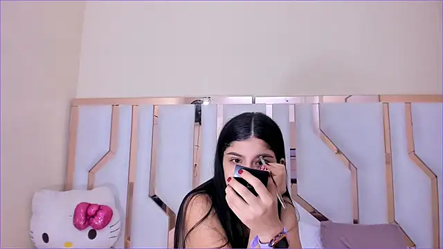 TifanyChill online show from 09/19/25, 08:09