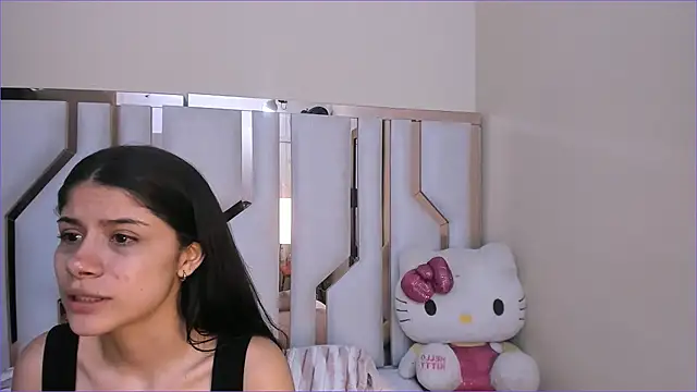 TifanyChill online show from 11/20/25, 07:35