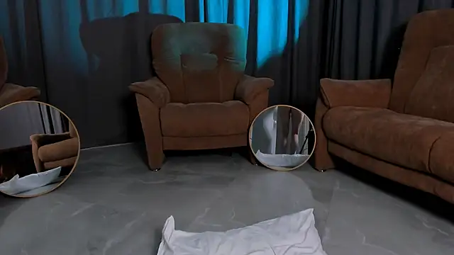 tiny rony online show from 09/17/25, 05:03