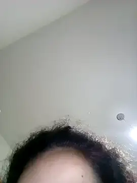 Snapshot of altinya chatting on 02/26/25, 05:39 altinya online show from 02/26/25, 05:39