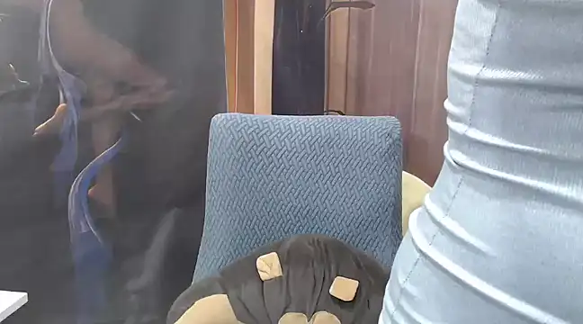 KaleAnisa online show from 02/04/25, 01:34