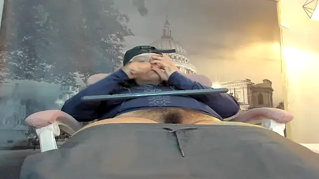 snowflake xxx online show from 10/07/25, 02:31