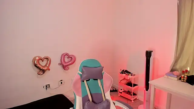 WandaDoll online show from 02/12/25, 04:33