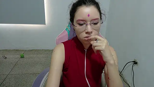 Snapshot of WandaDoll chatting on 01/14/26, 12:11 WandaDoll online show from 01/14/26, 12:11