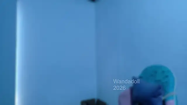 Snapshot of WandaDoll chatting on 05/10/26, 01:16 WandaDoll online show from 05/10/26, 01:16