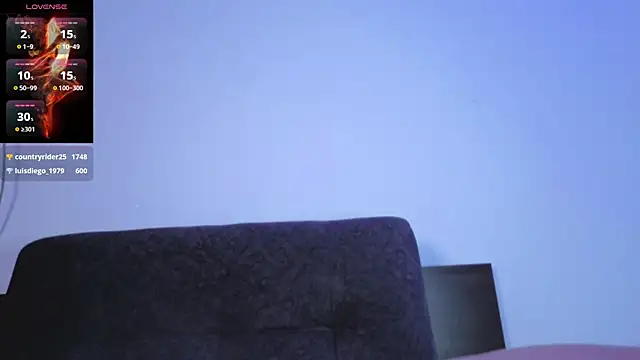 Snapshot of eleecttraa_12 chatting on 11/21/25, 08:07 eleecttraa 12 online show from 11/21/25, 08:07