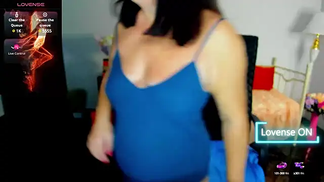 Julia Dean online show from 12/03/24, 04:28