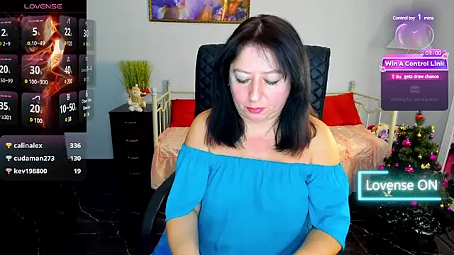 Julia Dean online show from 01/02/25, 06:45