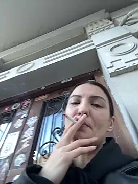 Snapshot of BabeRainbow chatting on 01/03/25, 12:30 BabeRainbow online show from 01/03/25, 12:30