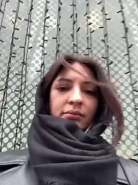 Snapshot of BabeRainbow chatting on 01/07/25, 10:22 BabeRainbow online show from 01/07/25, 10:22