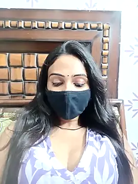 Snapshot of Yours-Bebo chatting on 07/12/26, 02:08 Yours-Bebo online show from 07/12/26, 02:08
