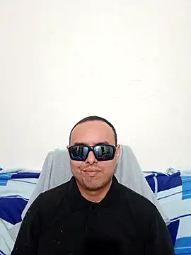 ElSunEagle online show from 06/12/26, 02:54