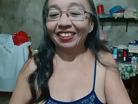 lorelei latina online show from 12/06/24, 08:37