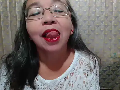 lorelei latina online show from 01/15/26, 09:03
