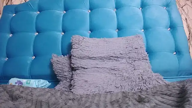 sweet skylove  online show from 01/12/25, 12:18
