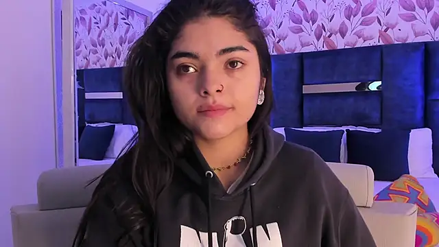 GiselOrtiz online show from 01/09/25, 12:09
