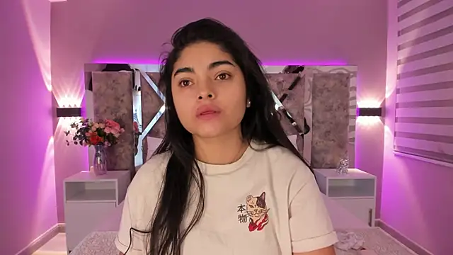 GiselOrtiz online show from 02/03/25, 11:09