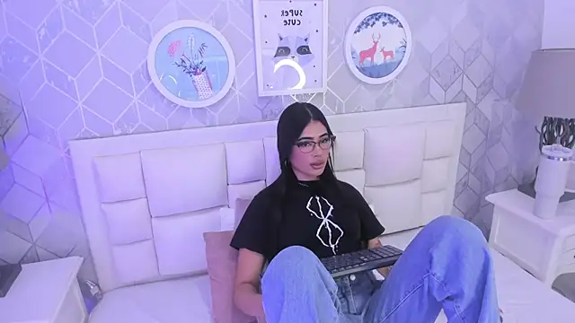 Jasmine55   online show from 10/22/25, 07:46