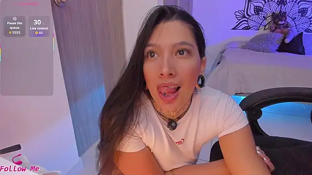 LouaneBourVip online show from 07/26/26, 06:26