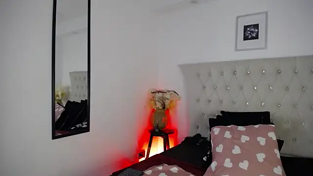 AnnadirtyXo online show from 12/20/24, 07:55