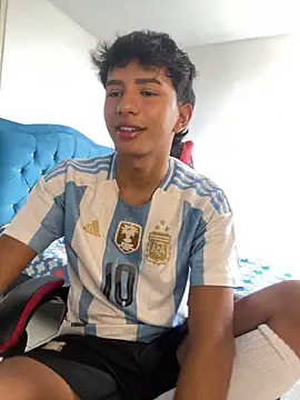 Leonarrrd 01 online show from 11/06/25, 07:37