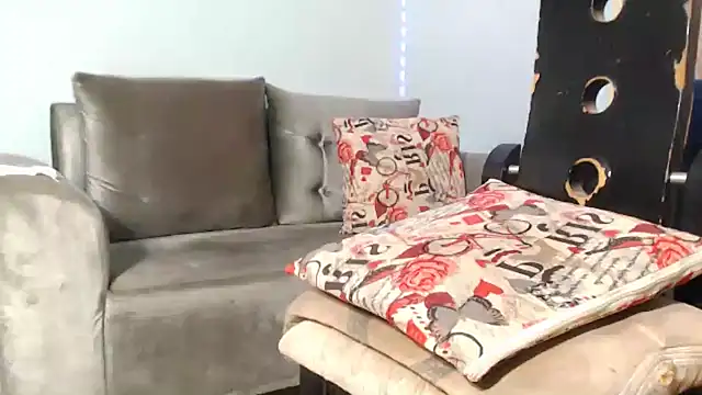 Amazing12inch online show from 12/07/24, 05:53
