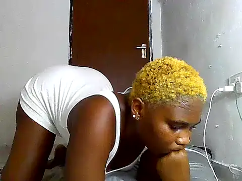 Snapshot of SexyKimberly23 chatting on 10/31/25, 07:59 SexyKimberly23 online show from 10/31/25, 07:59