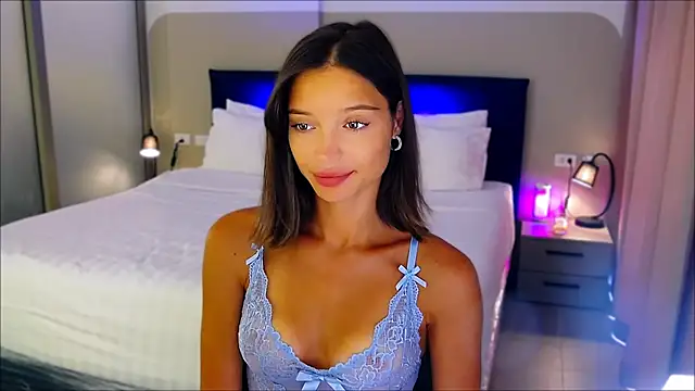 wow Mia online show from 02/19/25, 02:33