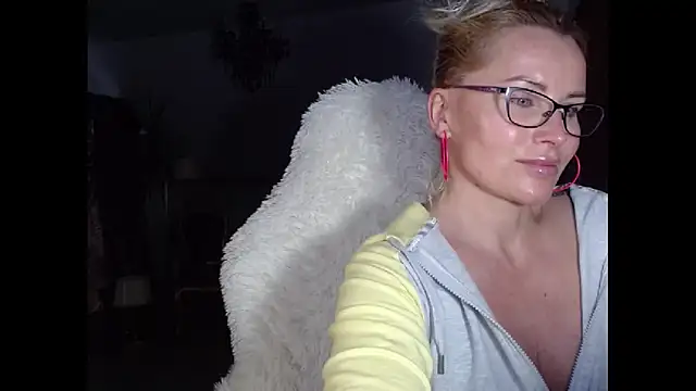 eyesangel22 online show from 01/26/25, 02:52