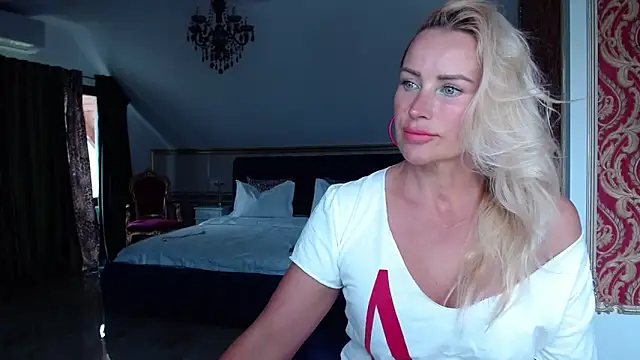 eyesangel22 online show from 09/25/25, 11:58