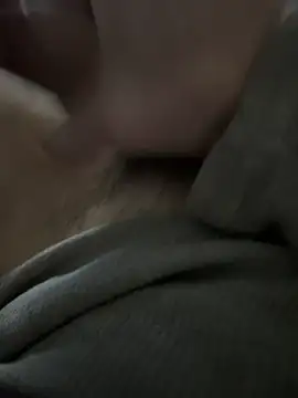 Snapshot of RowdyAlfie233 chatting on 12/17/25, 06:25 RowdyAlfie233 online show from 12/17/25, 06:25