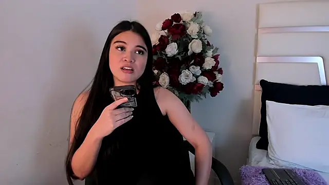 CamilaSofiia online show from 01/18/25, 02:36