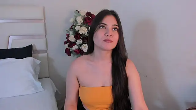 CamilaSofiia online show from 01/25/25, 07:28