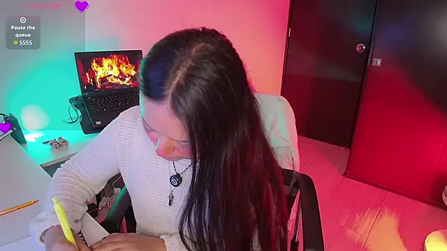 Lexie Thompson10 online show from 06/11/26, 02:53